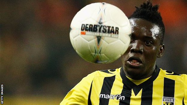 Traore del Chelsea ha concesso permessi di lavoro