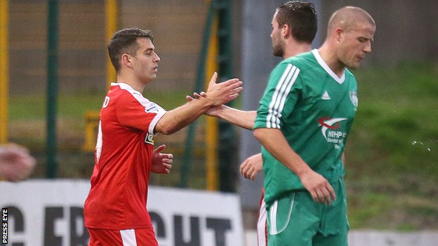 Reds start defence with Solitude win