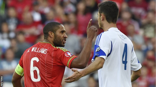 No panic for Wales, says Williams