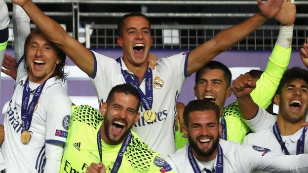 Real Madrid sconfitto Siviglia nei tempi supplementari per sollevare Supercoppa