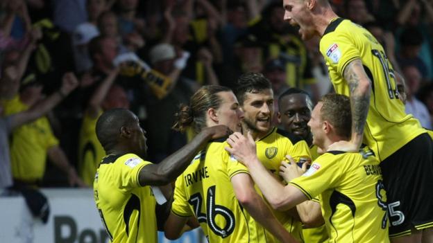 Burton ha colpito Sheff Wed per vincere il primo campionato