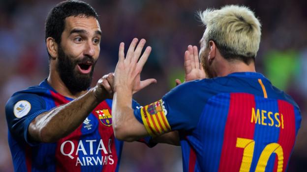 Barcelona 3-0 Sevilla (and 5-0): Arda Turan ha segnato due volte per garantire Supercoppa spagnola