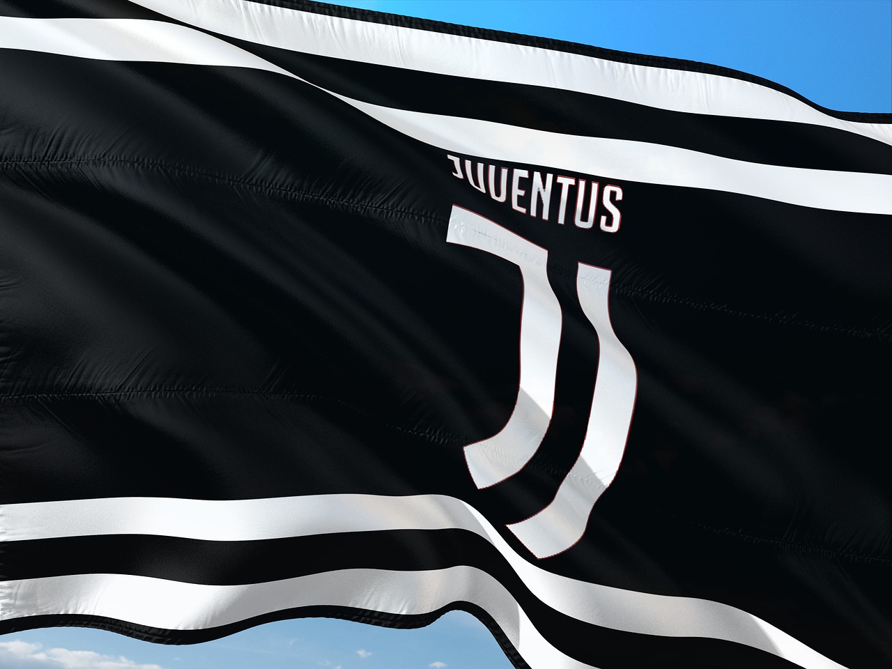 Nuova maglia Juventus: basta con le righe